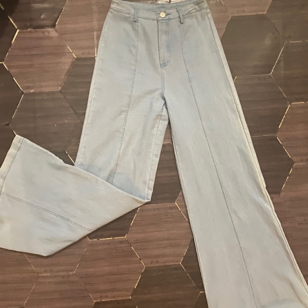 Flying tomato flare denim